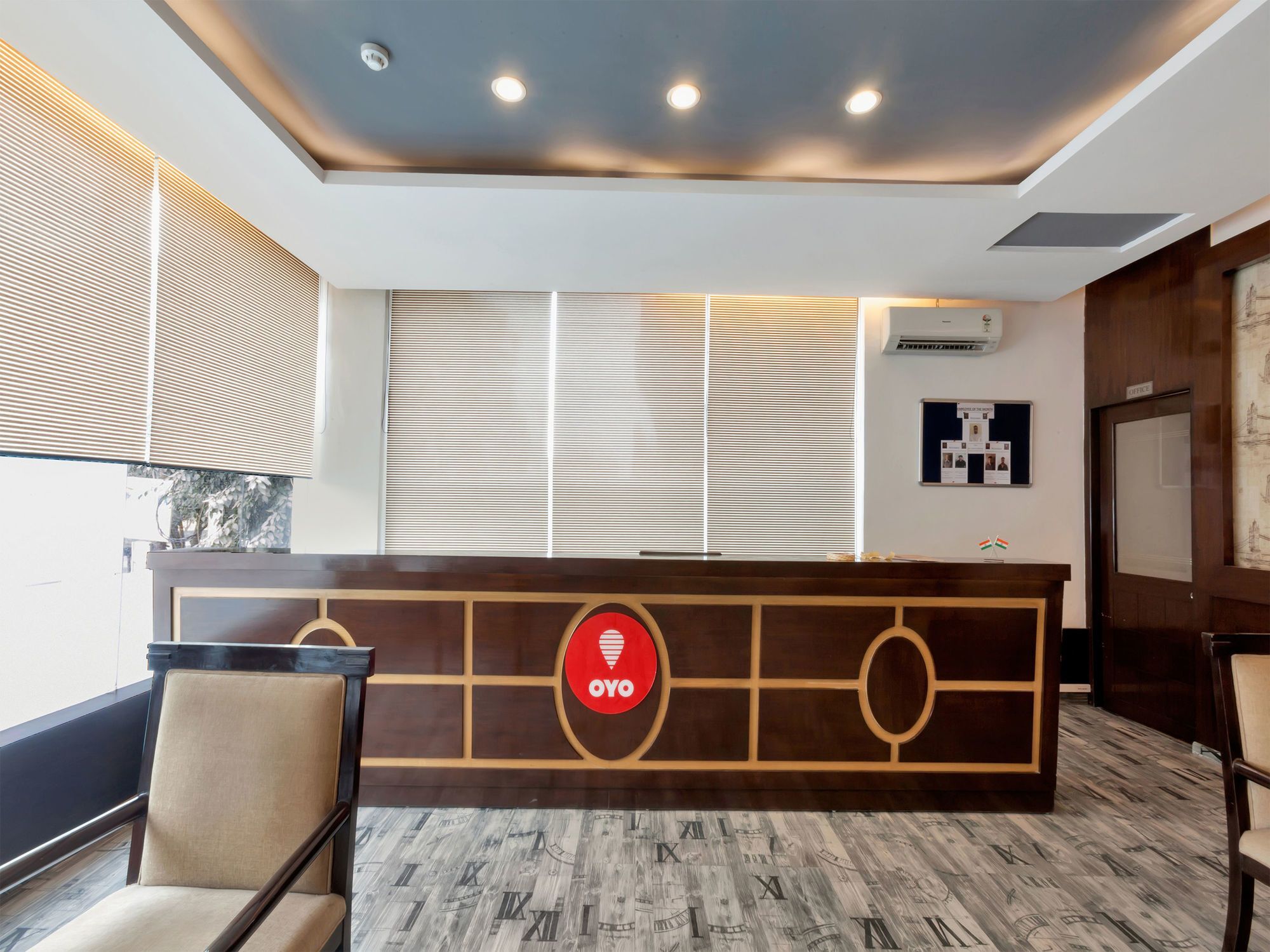Oyo 9841 The Vivir 1 Hotel Noida Buitenkant foto